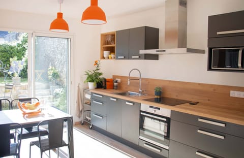 kitchen on garden level