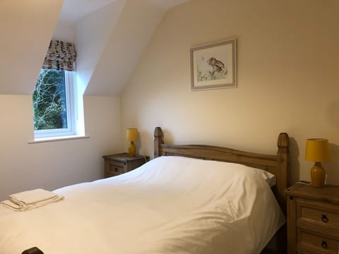 Double bedroom | Woodhayne Farm, Bishopswood, near Honiton