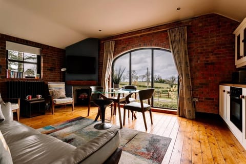 Barn Kitchen -Dining- Living Room