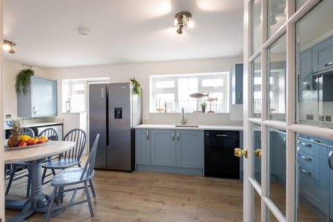 The Moorings - entrance to kitchen