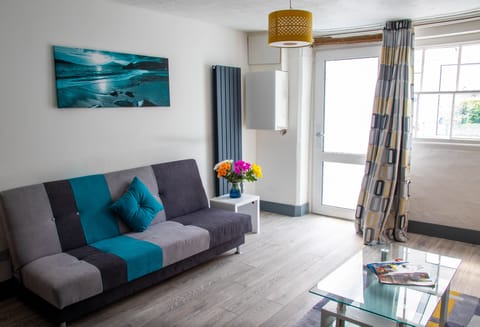 Living Room / Lounge