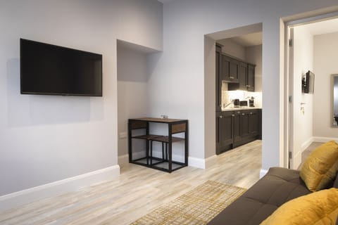 Living Room / Lounge