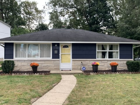 Welcome to our cozy, well stocked, 2br/1bth fully furnished guest home! 