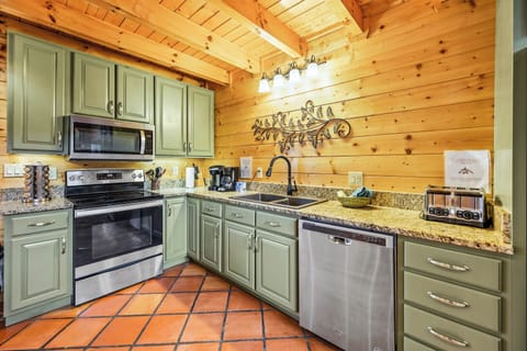 Stainless steel appliances, drip coffee maker and Keurig. Fully stocked kitchen