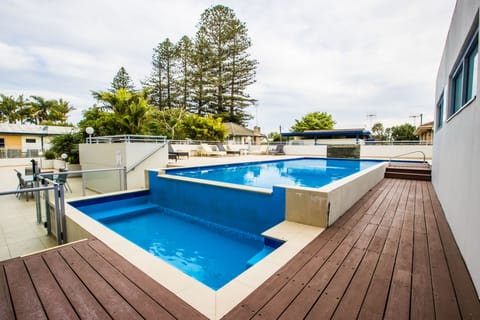 Outdoor pool, a heated pool