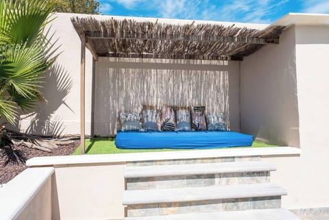 E7eef674 0188 4a92 8810 8cda2f1749a8