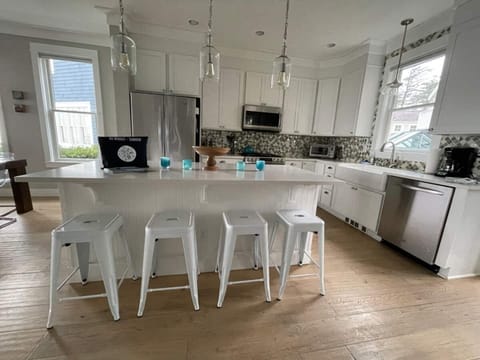 Kitchen with Large Island