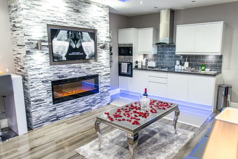 Living Room / Lounge