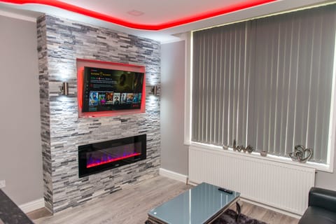 Living Room / Lounge