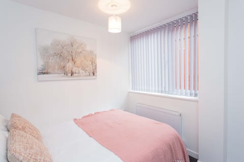 Bedroom - Peach Suite