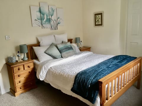 30, Comfortable King sized bed