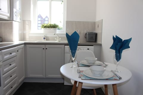 Dining for 2 in the Kitchen