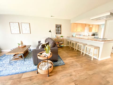 Welcome to our cozy condo at the Eagle Pointe golf community