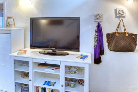 Dining Room, Living Room