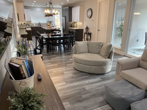 Barrel chair to face any part of the house