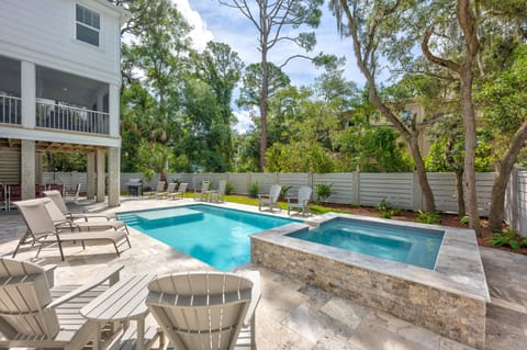 Outdoor pool, a heated pool