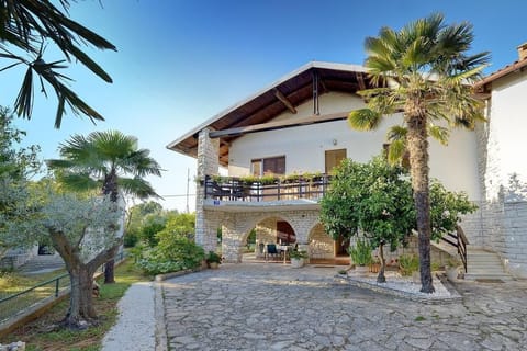 External view of the building. Frontyard