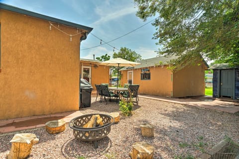 Yard Space | Fire Pit & Outdoor Dining