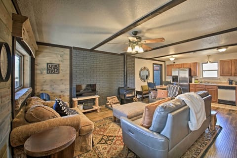 Living Room | Air Conditioning