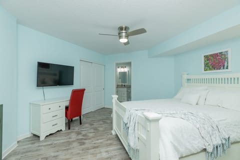 2 bedrooms, iron/ironing board, travel crib, WiFi