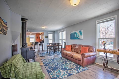 Montrose Vacation Rental | 2BR | 1BA | 900 Sq Ft | Private Home | Single Story