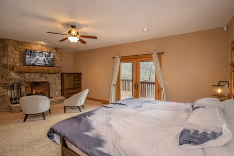 Master Bedroom Suite on Main Level with King Bed, HD Smart TV, Comfy Chairs