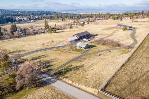 Farmstead is the small house in the foreground.
