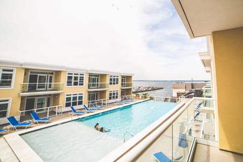 Indoor pool, outdoor pool