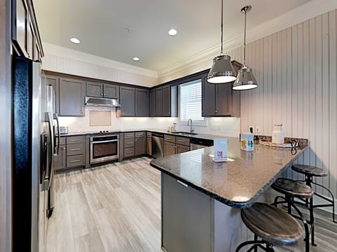 Kitchen - Stainless Steel Appliances + Loads of Counter Space