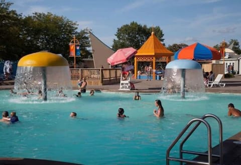 Indoor pool, outdoor pool