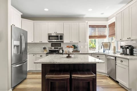 Large kitchen for all your entertaining needs