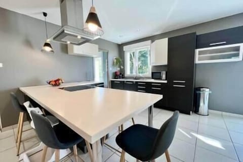 B563c25c 07bf 438d 9582 fc8d673c0856