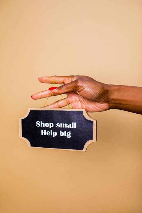 Located in beautiful downtown Baker City - shops and boutiques are steps away