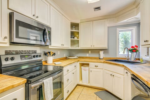 Kitchen | Cooking Basics | Keurig Coffee Maker