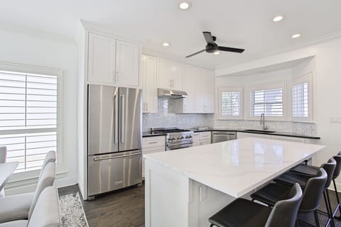 Sandprint by the Sea Kitchen