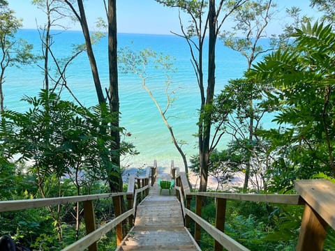 Beach/ocean view