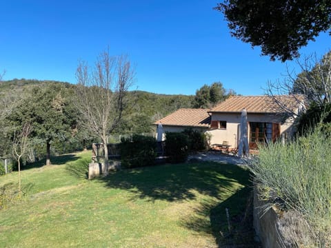 04-05-22 Bilo Rosso e Verde Esterno