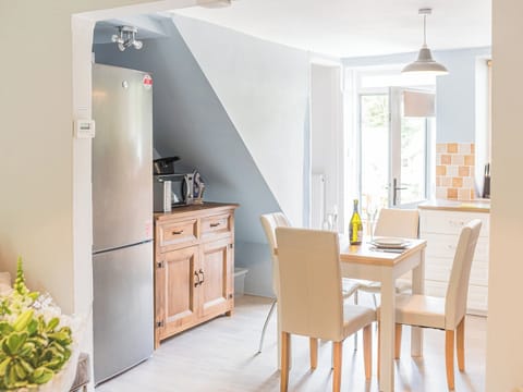 Kitchen/diner | Beeswax Cottage, Dalton-in-Furness
