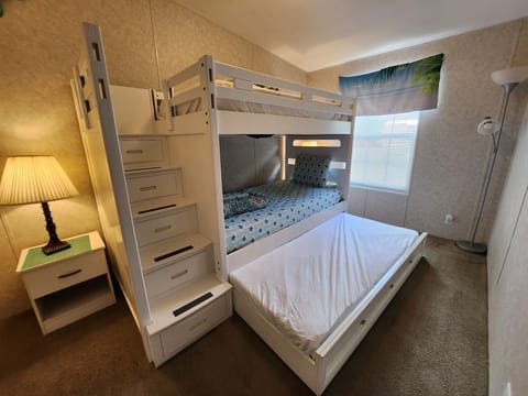 3 bedrooms, memory foam beds, iron/ironing board, free WiFi