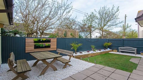 Sunny rear enclosed garden