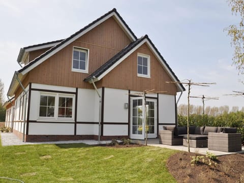 Plant, Sky, Window, Building, House, Land Lot, Door, Tree, Wood, Grass
