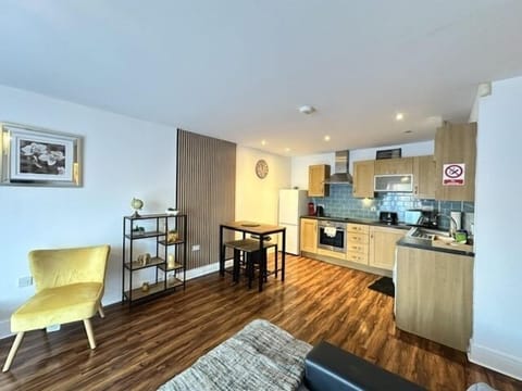 Living Room / Lounge