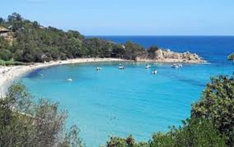 Beach nearby, sun loungers