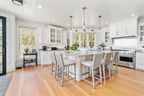 Gourmet Kitchen with Island Seating
