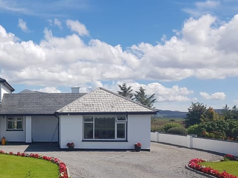 Mountain View Holiday Home near Louisburg, County Mayo