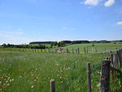 Surroundings [summer] (1-5 km)