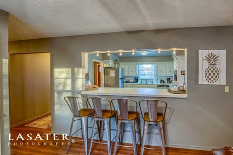 Bar area passes through to large kitchen, perfect for entertaining