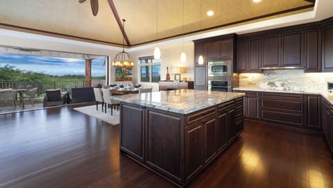 Lots of room for prepping island inspired meals