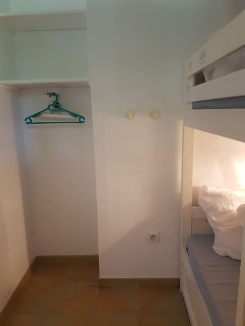 1 bedroom, wheelchair access