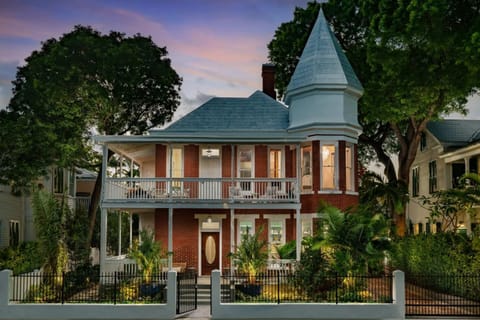 The Grand Maloney Hotel - A historic Key West building with an unmatched location and unique design